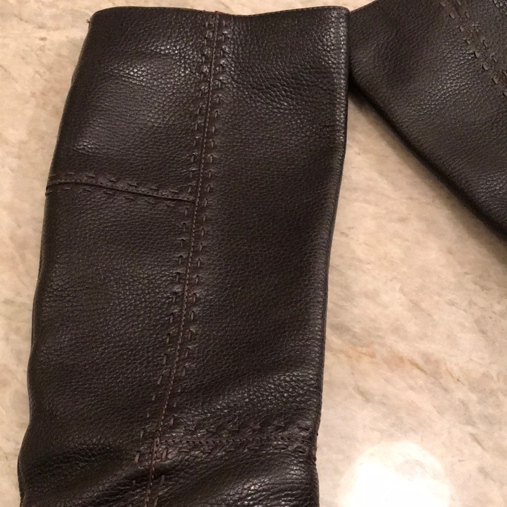 💯 authentic Fendi chocolate boots sz 38 - Picture 2 of 8